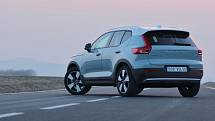 Volvo XC40 D4 AWD Momentum.