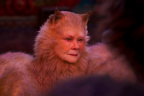 Judi Dench ve snímku Cats.