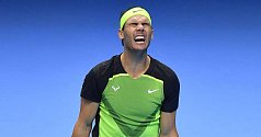 Velké zklamání v obličeji španělského tenisty Rafaela Nadala. Šestatřicetiletý král antuky na Turnaji mistrů předčasně končí.
