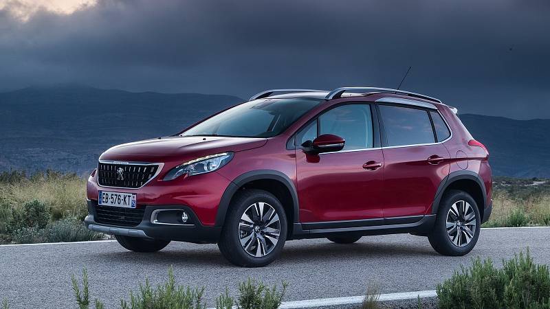 18. místo: Peugeot 2008 - 3205 prodaných kusů.