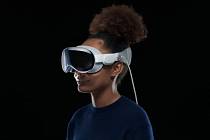 Společnost Apple představila vlastní brýle s rozšířenou realitou Apple Vision Pro