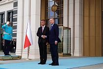 Český premiér Andrej Babiš (vlevo) se při své návštěvě Turecka 3. září 2019 v Ankaře setkal s tureckým prezidentem Recepem Tayyipem Erdoganem (vpravo).
