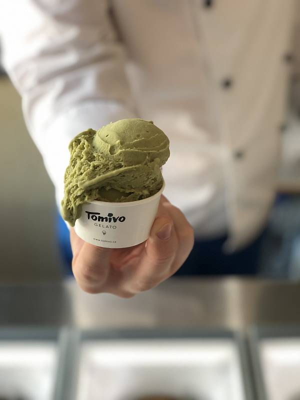 Tomáš Mrkos, Ivo Nádeníček a jejich zmrzliny Tomivo Gelato