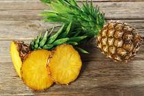 Experti doporučují jíst před spaním ananas