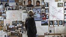 Případem vraždících manželů Westových se ve svém pořadu zabýval i známý britský dokumentarista Trevor McDonald