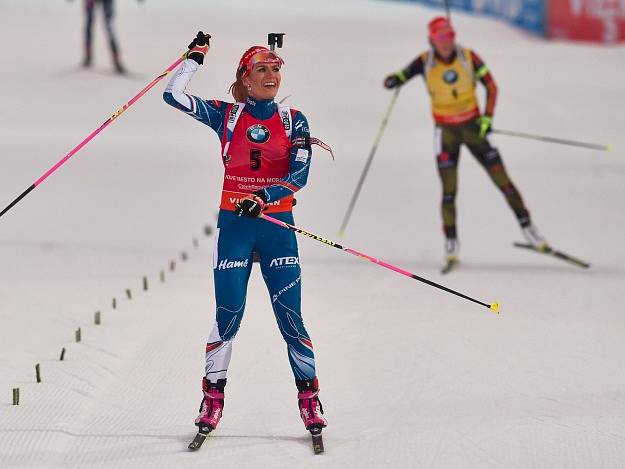 Gabriela Koukalová a Laura Dahlmeierová