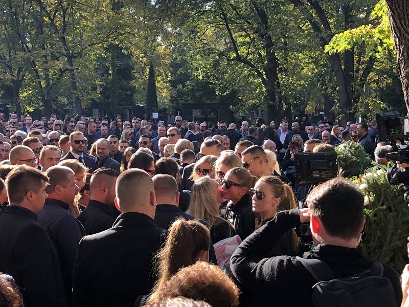 Pohřeb Jana Kočky mladšího byl zakončen na Olšanských hřbitovech.