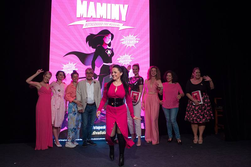 TK k muzikálu Maminy (v originále Motherhood - The Musical), který bude mít českou premiéru 21. září