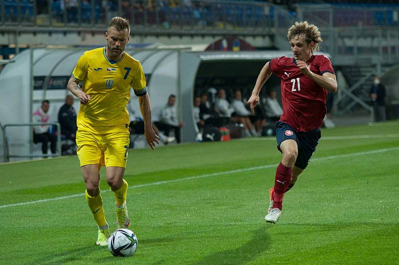 Čeští fotbalisté remizovali v přípravném utkání v Plzni s Ukrajinou 1:1.