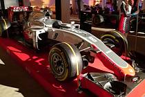 Největší hvězdou byl monopost F1 týmu Haas z roku 2016