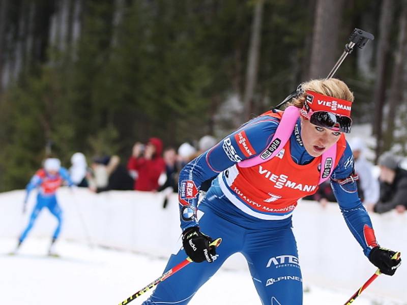 Gabriela Soukalová si jede pro stříbro.