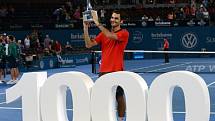 Roger Federer si díky triumfu na turnaji v Brisbane připsal jubilejní 1000. vítězství.