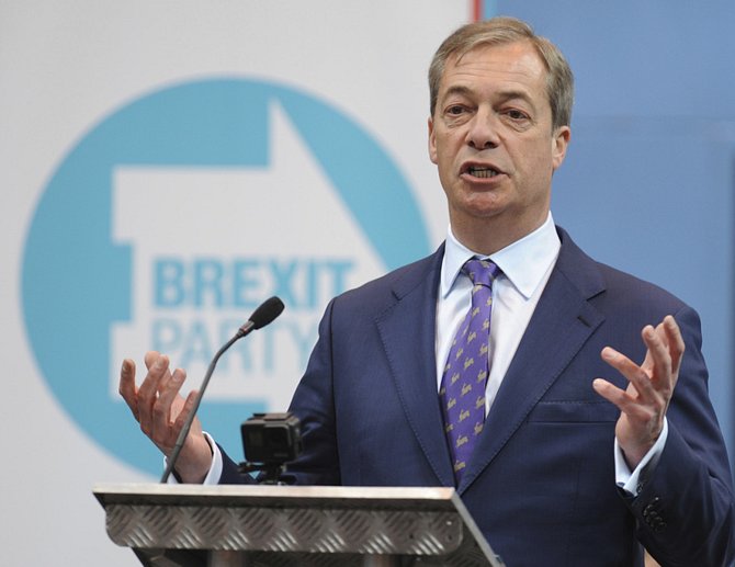 Britský europoslanec Nigel Farage