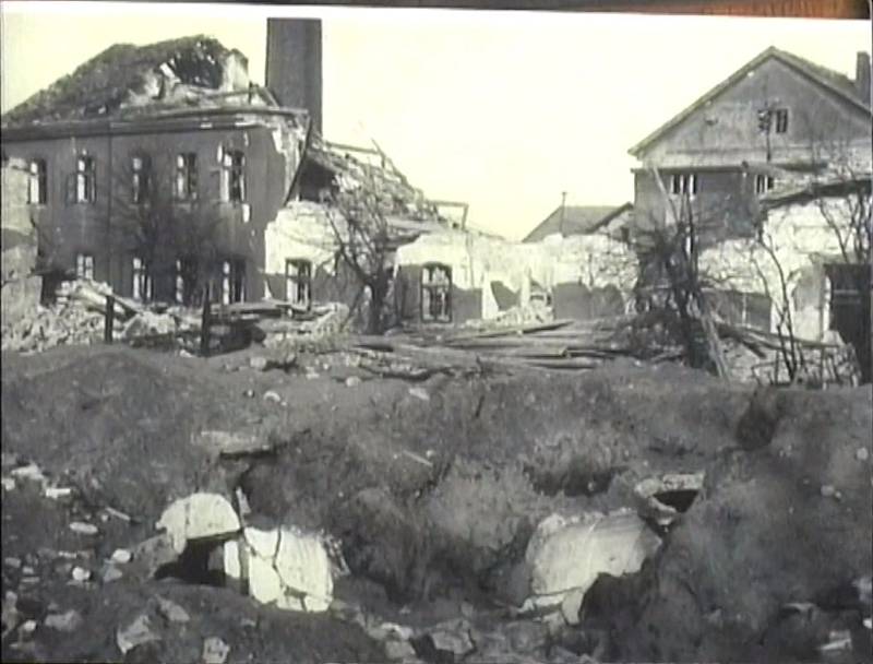 Kralupy nad Vltavou po ničivém bombardování v březnu 1945