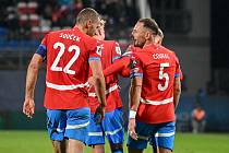 Utkání skupiny L evropské části kvalifikace mistrovství světa ve fotbale Česko - Gibraltar, 17. listopadu 2025, Olomouc. (střed) Tomáš Souček z Česka a Vladimír Coufal z Česka.