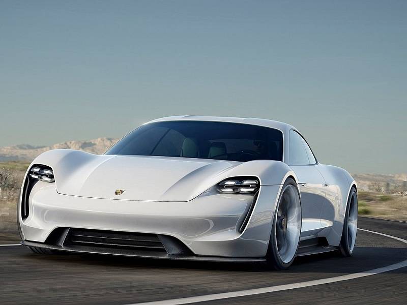 Koncept Porsche Mission E.