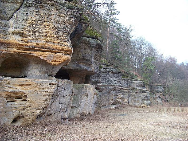 Jeskyně Klemperka a skály