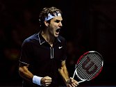 I když prohrál, mohl se nakonec Federer radovat. 