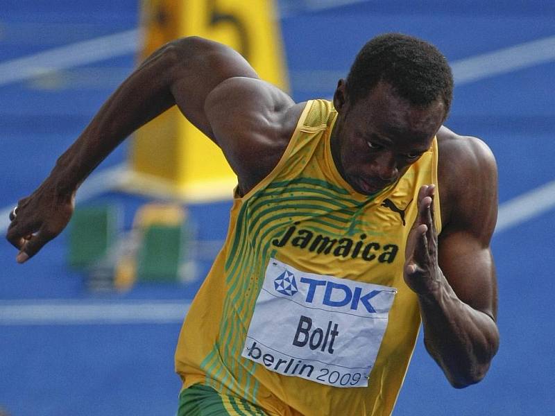 Jamajský blesk Usain Bolt v pohodě postoupil z rozběhu na 200 metrů do čtvrtfinále.