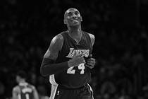 Hvězdný basketbalista Kobe Bryant tragicky zemřel ve věku 41 let.