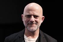 Druhé šance zažívám v herectví i v soukromí. Řídím se mottem: Co tě nezabije, to tě posílí, říká Hynek Čermák.