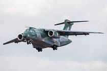 Letoun KC-390