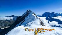 Nepál - Expedice Manáslu 8163 m, rok 2021 - První výškový tábor ve výšce cca 5800 m