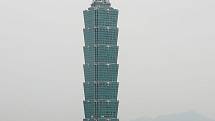 Nejvýraznější atrakcí v Tchaj-peji je mrakodrap Taipei 101.
