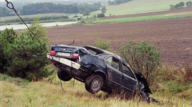 Takto skončilo 1. září 1992 na 88. kilometru dálnice D1 ve směru na Prahu vládní BMW, které převáželo tehdejšího předsedu Federálního shromáždění ČSFR Alexandera Dubčeka