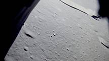 Ostřejší snímky měsíčního povrchu v blízkosti přistávací plochy modulu Apolla 15