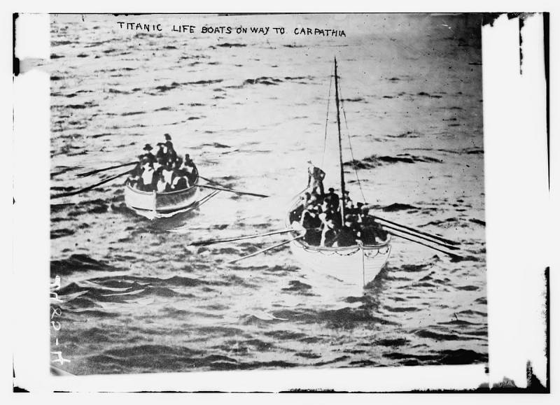 Nalezení záchranných člunů Titaniku zdokumentoval z paluby Carpathie pasažér Louis Ogden, jehož k tomu vybídl kapitán Rostron