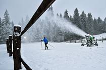 Přípravy na start. Bedřichov se chystá na Jizerskou padesátku