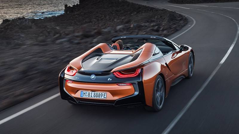 BMW i8 Roadster.