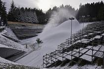 Nedostatek sněhu Světový pohár v biatlonu v Novém Městě na Moravě neohrozí.