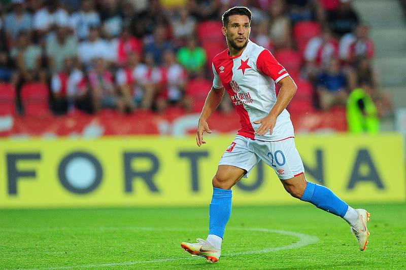 Fotbalové utkání Fortuna ligy mezi celky SK Slavia Praha  a MFK Karviná 28. července v Praze. Mihail Alexandru Baluta.