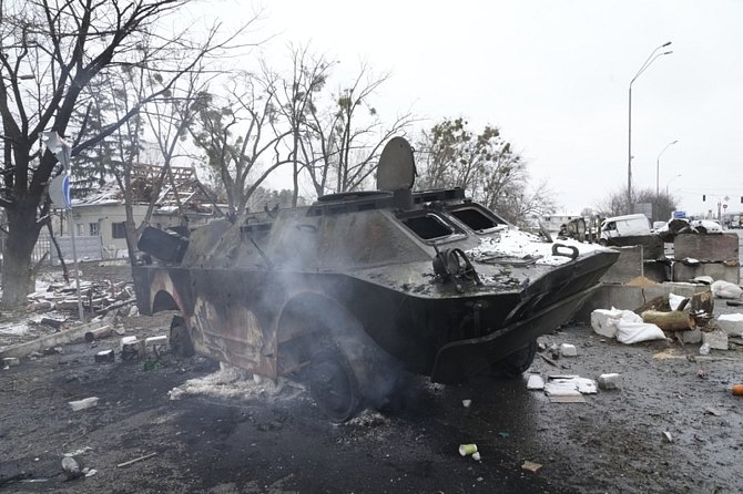Zničený obrněnec u Kyjeva