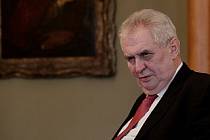 Miloš Zeman oznámí, zda bude obhajovat prezidentský mandát.