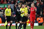 Martin Škrtel v barvách Liverpoolu (vpravo).