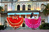 ŠARM FOLKLÓRU. V historickom srdci Managuy sa zvyknú konať vystúpenia tradičného nikaragujského folklóru.