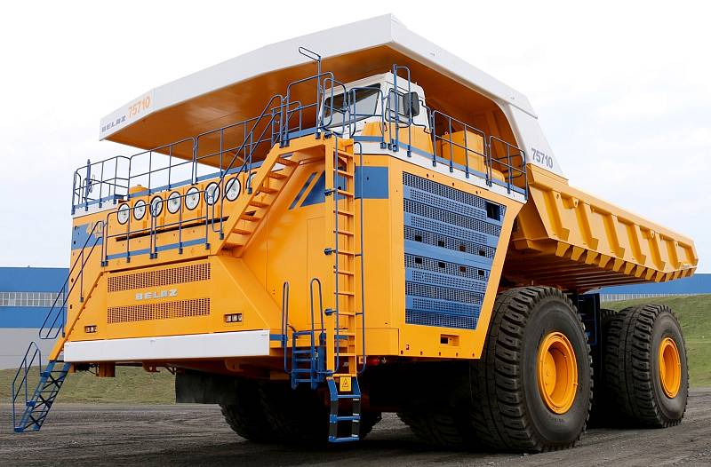 BELAZ-75710