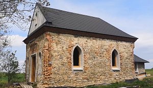 Obnova kaple svatého Josefa v zaniklé sudetské osadě Annín na Jesenicku.