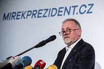 Mirek Topolánek oznámil 7. listopadu v Praze svoji kandidaturu na prezidenta republiky