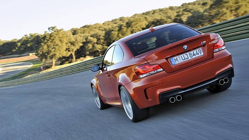 BMW 1M.