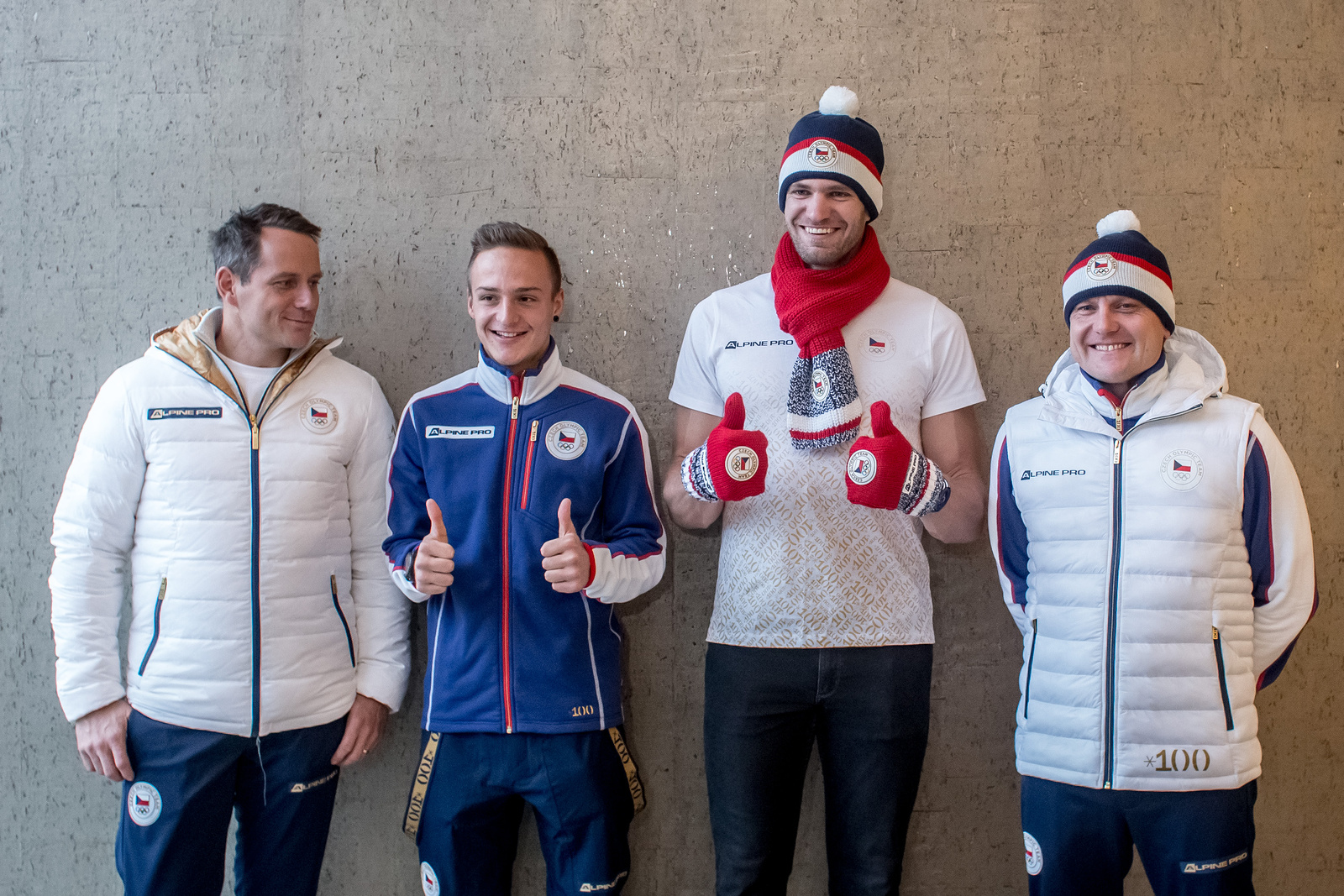 Bílá a zlatá. Češi odhalili své oblečení pro olympiádu - Pražský deník