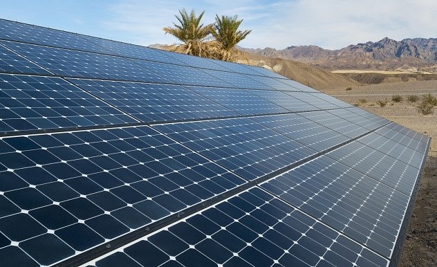 Solární panely v Kalifornii