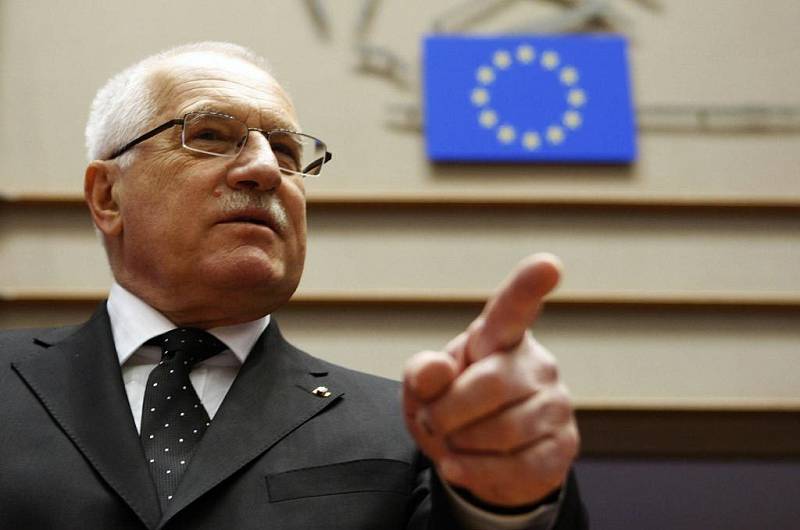 Český prezident Václav Klaus se ve svém čtvrtečním projevu na půdě Evropského parlamentu v Bruselu ostře pustil do současného vývoje evropské integrace.