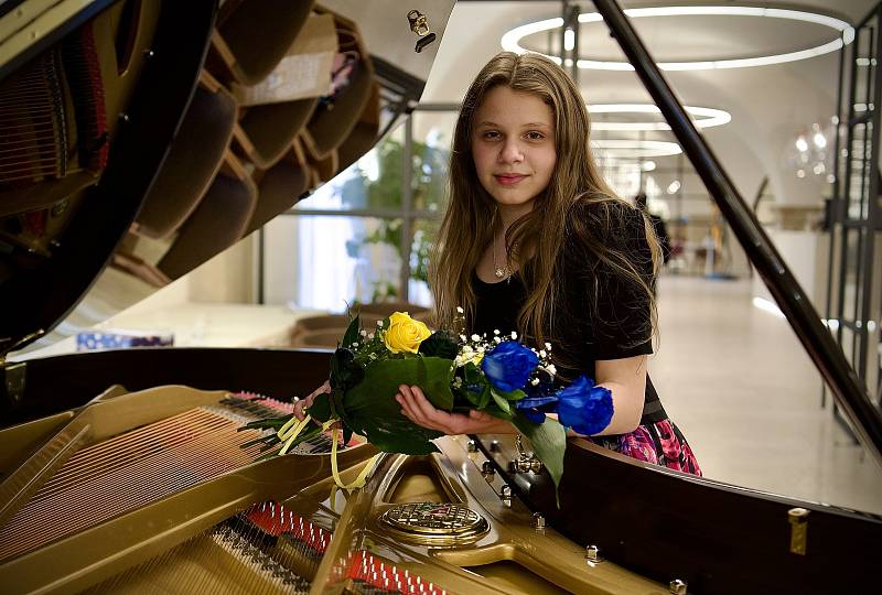 Solomyia Bardaj. Talentované ukrajinské klavíristky zahájily charitativní koncert ve Velkých Pavlovicích na Břeclavsku.