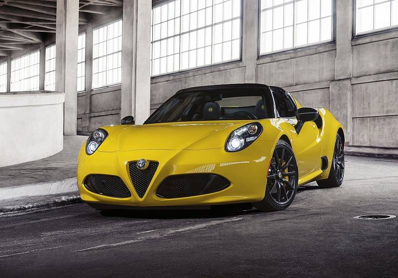 Alfa Romeo 5C Spider (2015)