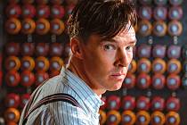 Benedict Cumberbatch jako profesor Alan Turing.