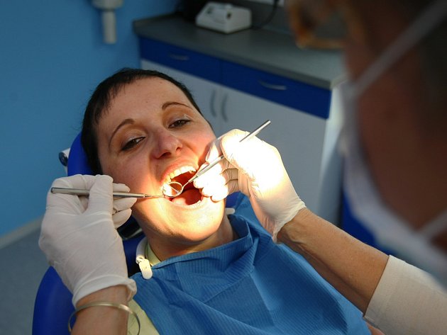 Zubaři na Vysočině chybí, lidé se mají obracet na pojišťovny